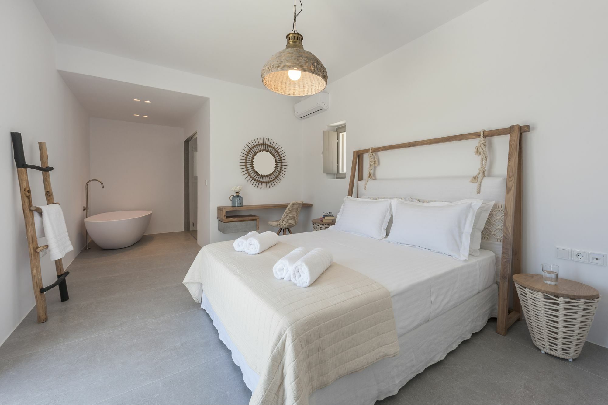 Niriides Luxury Villas Alikí Esterno foto